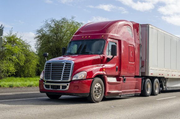 Transport_truck_driving_on_highway